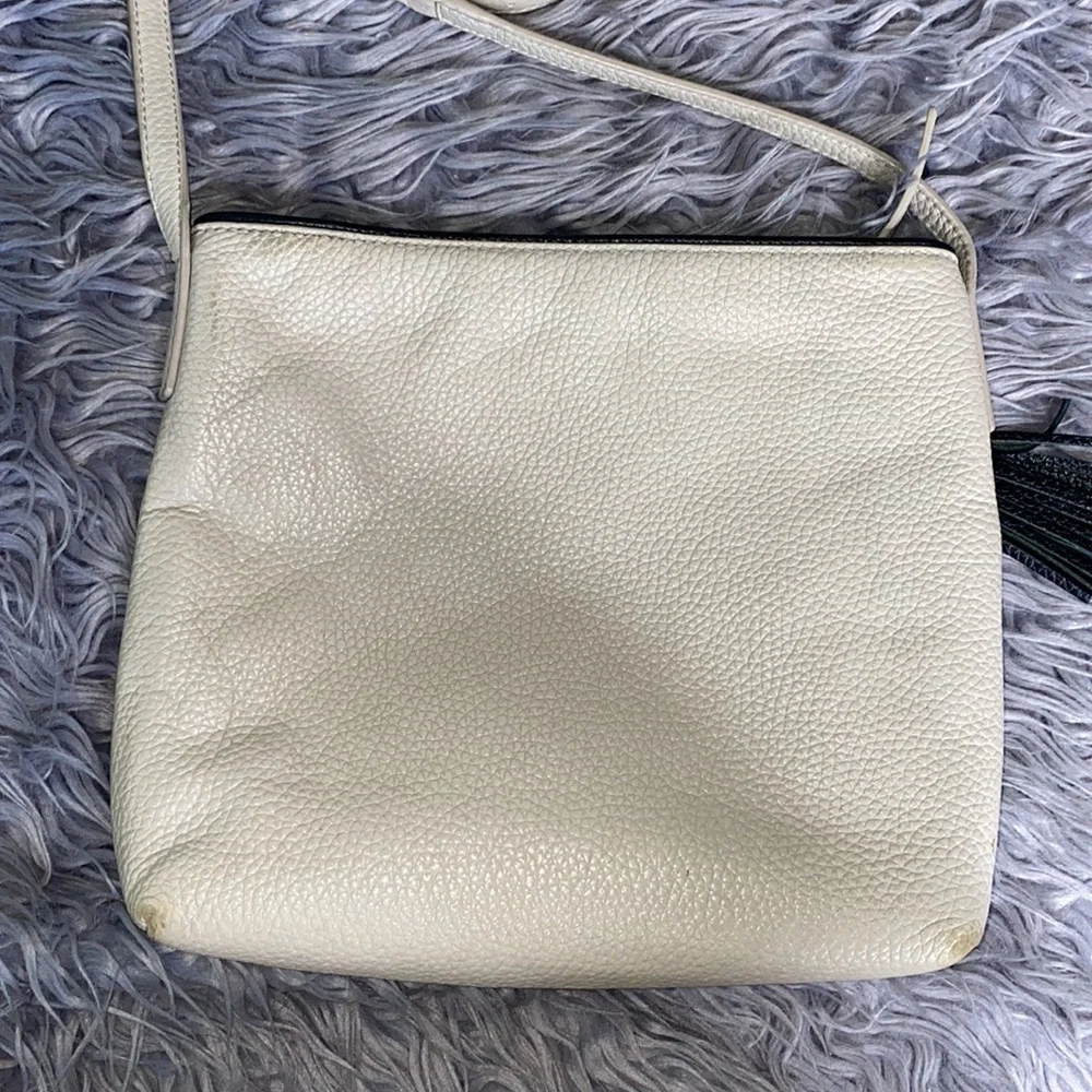 Kate Spade New York Chester street dessi Crossbody Bag Beige Strap Tassel